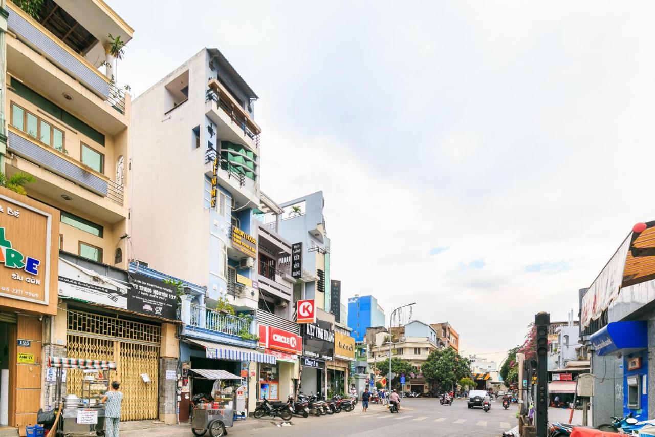Spot On 676 Jimmy House Hostel Ho Chi Minh-Byen Eksteriør billede